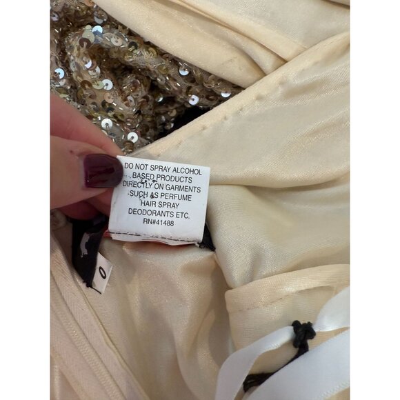 NEW Mac Duggal Shimmering Gold Sequin Slit Gown  #1068  NWT - Size 0 - Picture 5 of 12